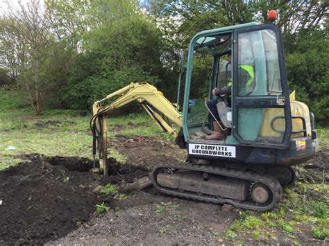 mini digger training near me